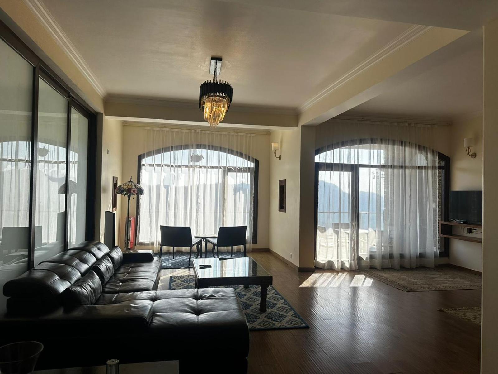 The Manor Luxury Apartments, Shimla Mashobra Exteriör bild