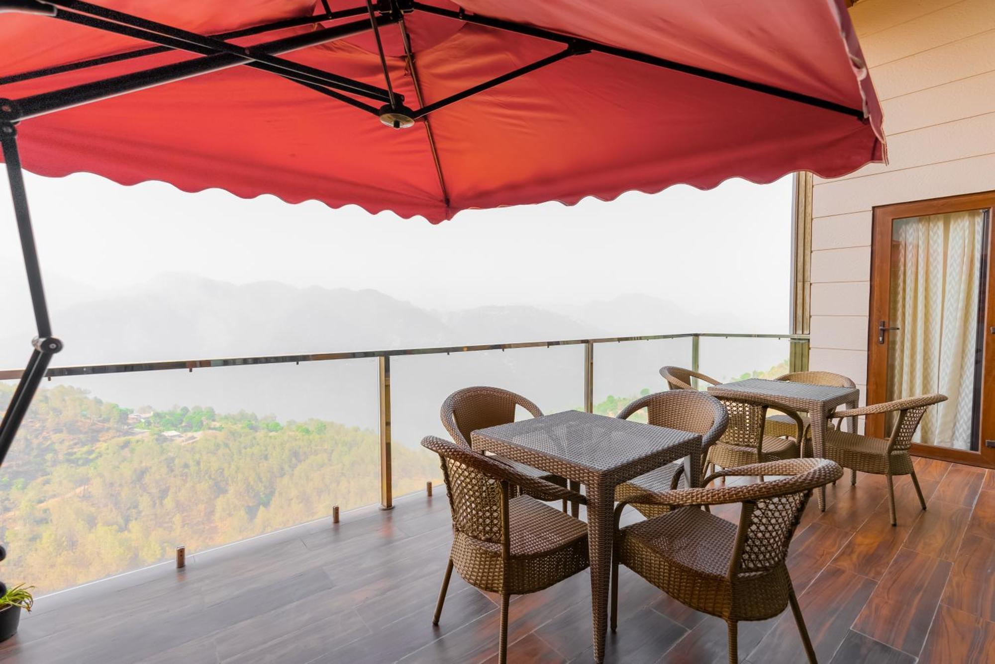 The Manor Luxury Apartments, Shimla Mashobra Exteriör bild