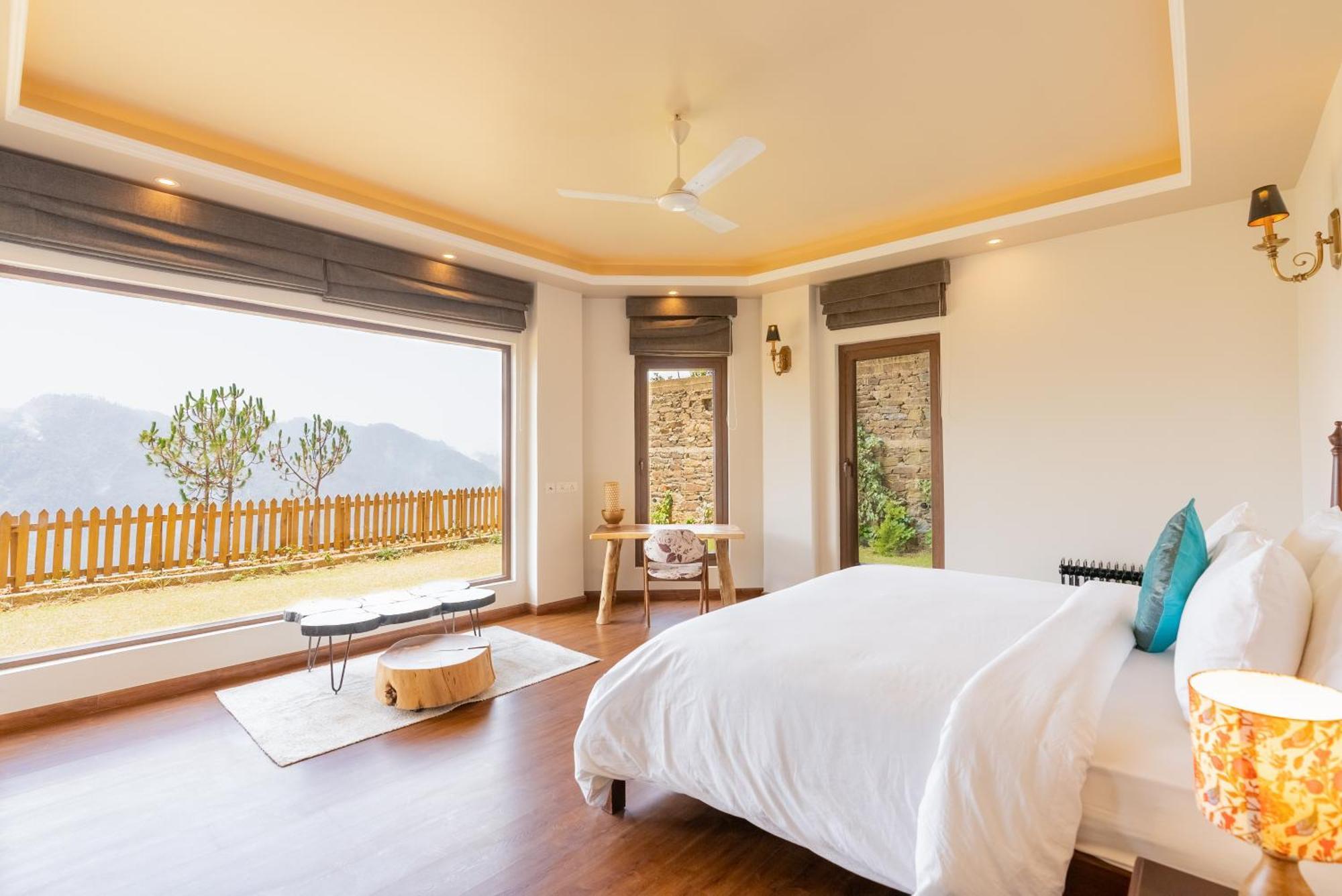 The Manor Luxury Apartments, Shimla Mashobra Exteriör bild