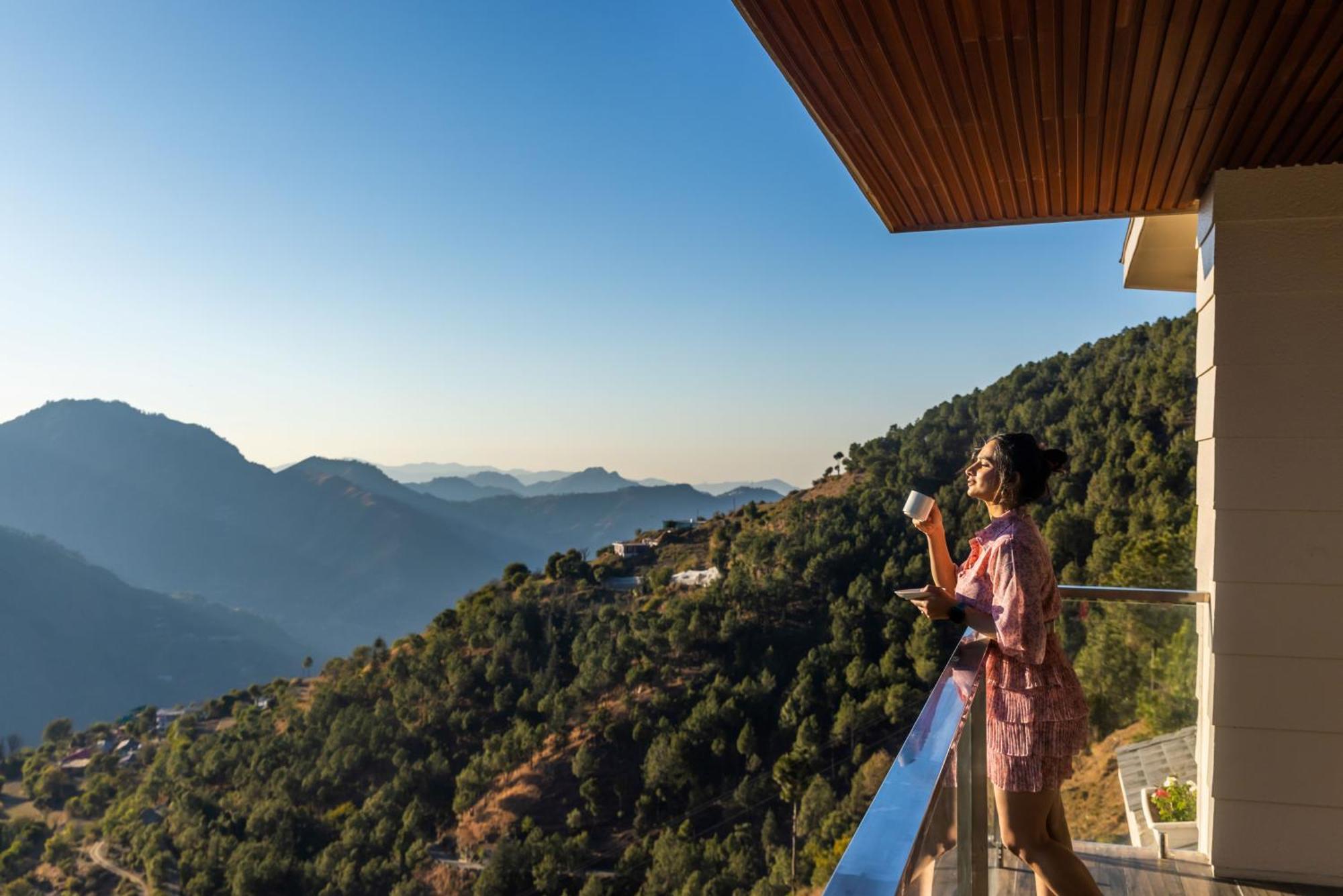 The Manor Luxury Apartments, Shimla Mashobra Exteriör bild