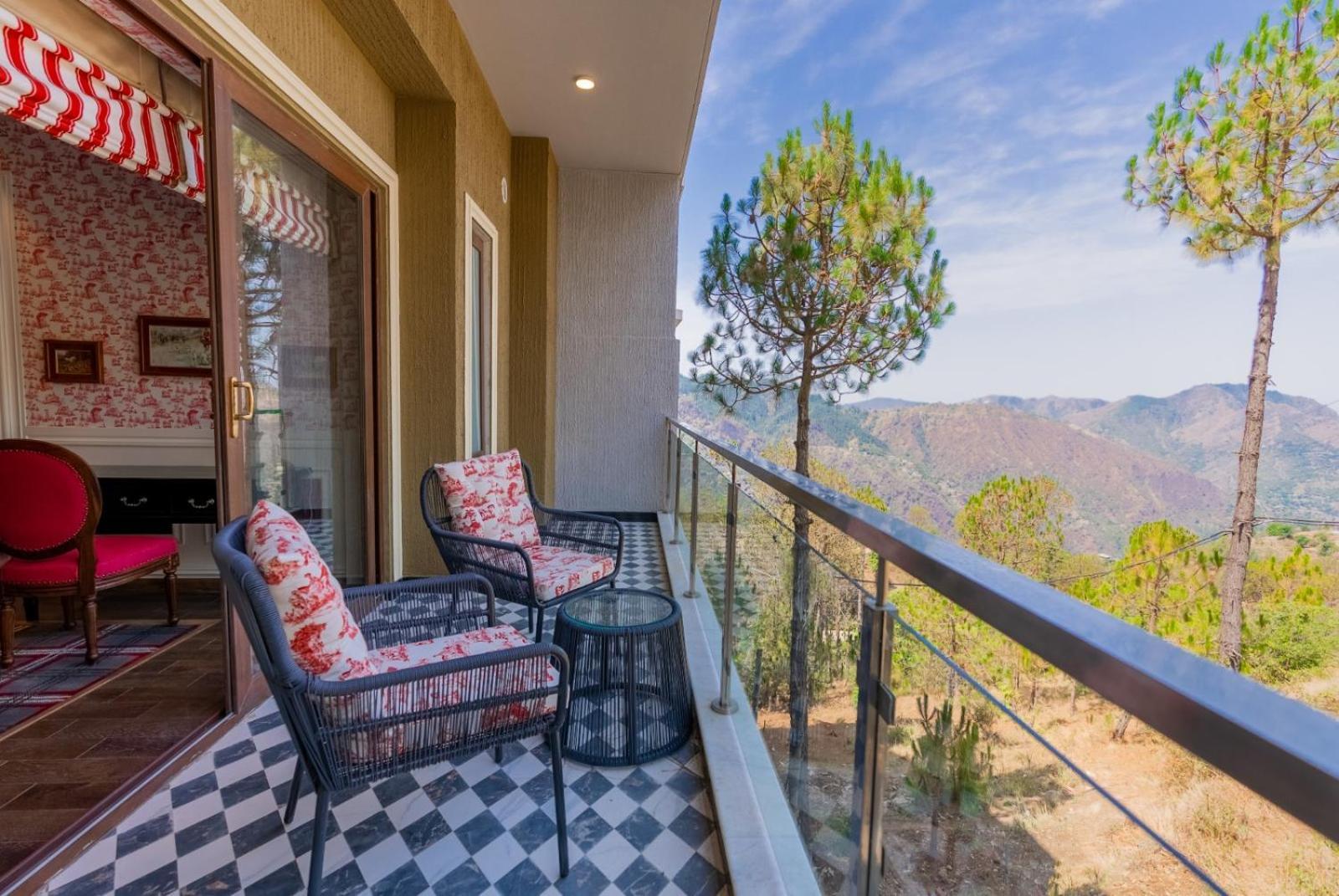 The Manor Luxury Apartments, Shimla Mashobra Exteriör bild